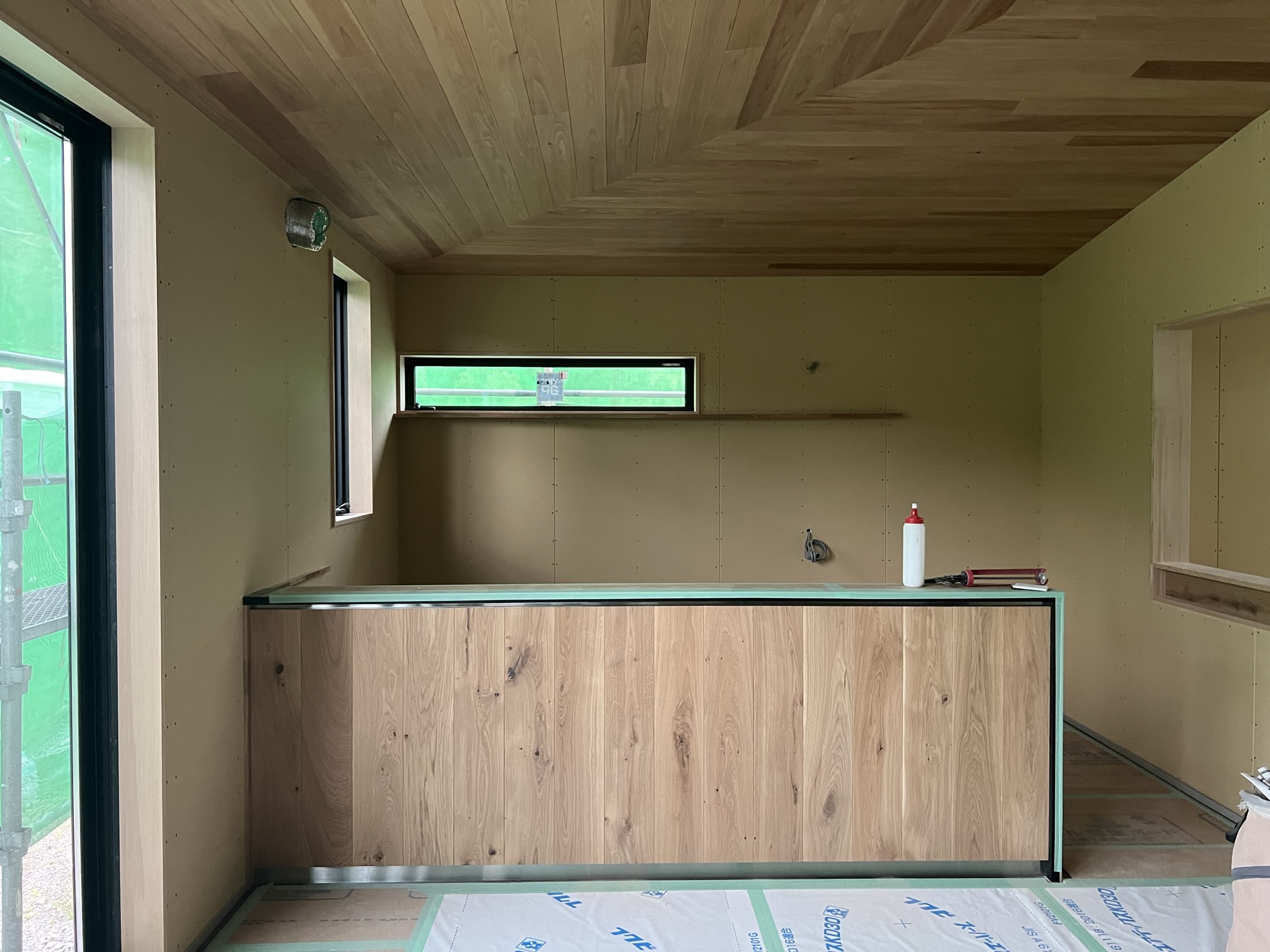 キッチン腰壁＠峠の家