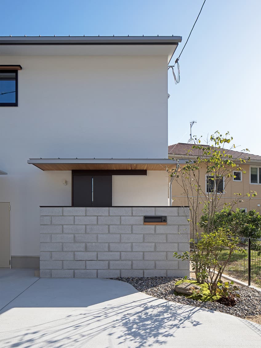 ドセンターキッチン。
家事動線と外部収納がウリのサワヤカハウス