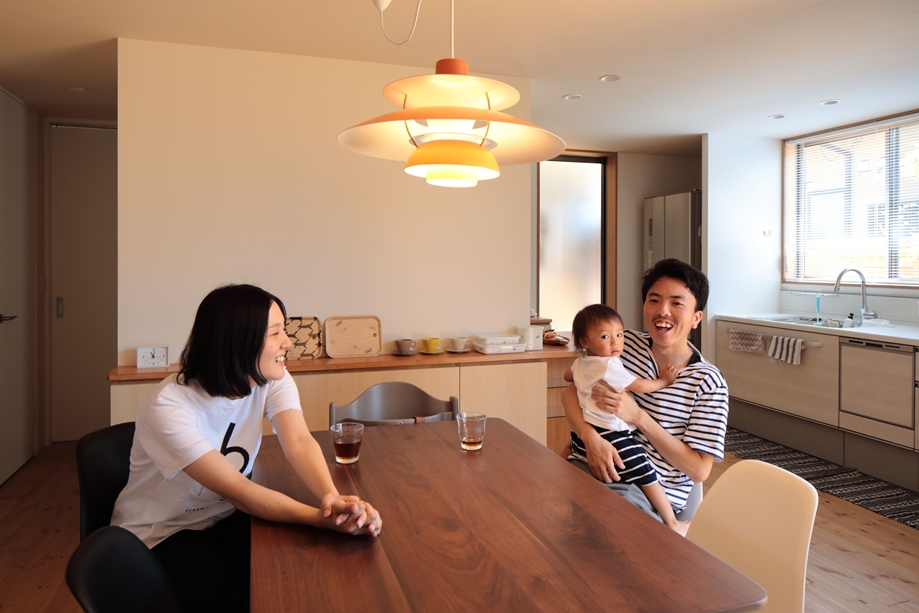 ダイニングで楽しく。