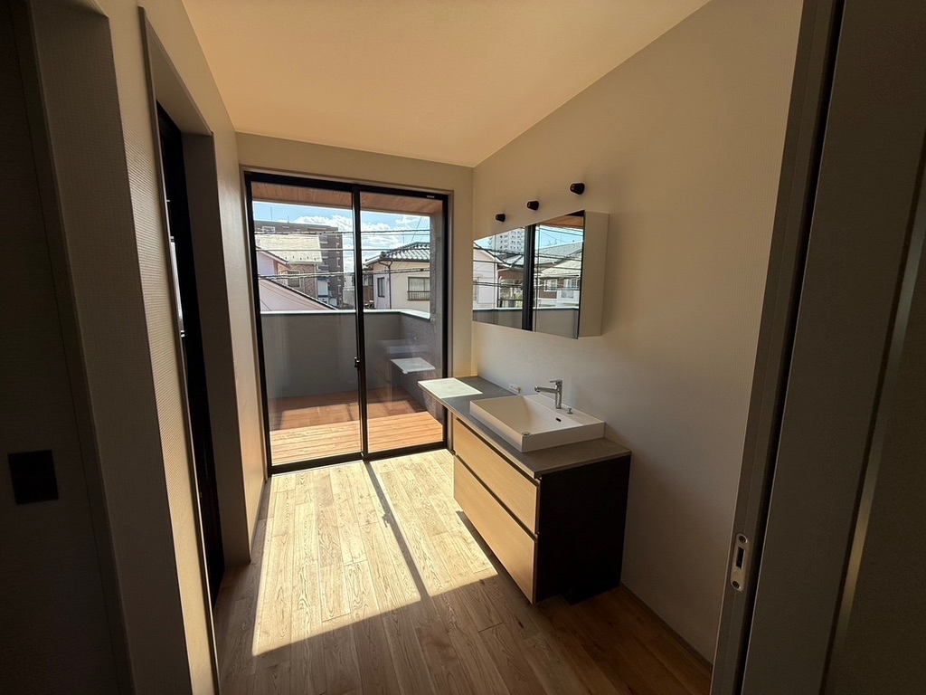 明るい水廻り＠庚午の家