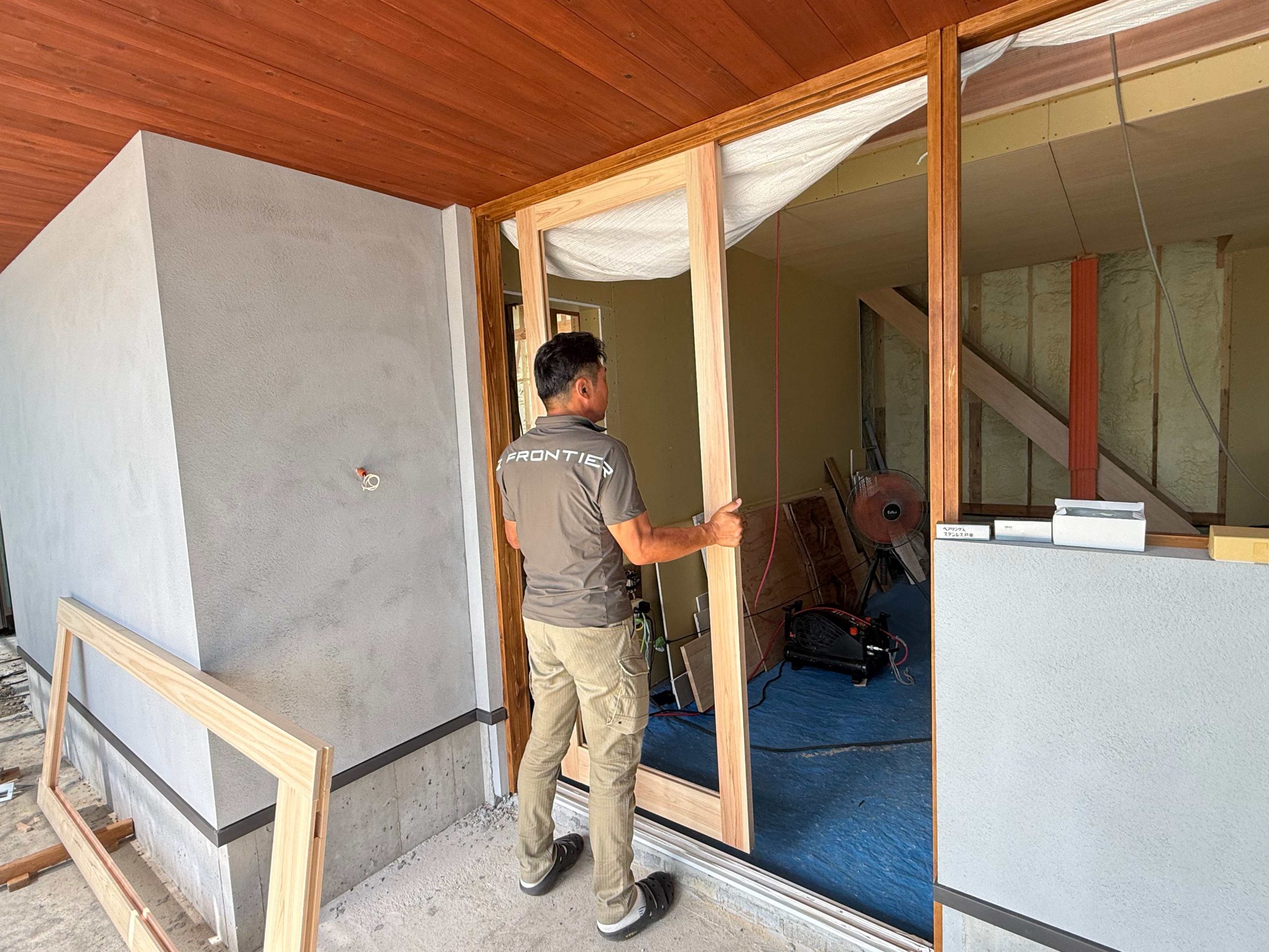 木製玄関建具＠takumi新社屋